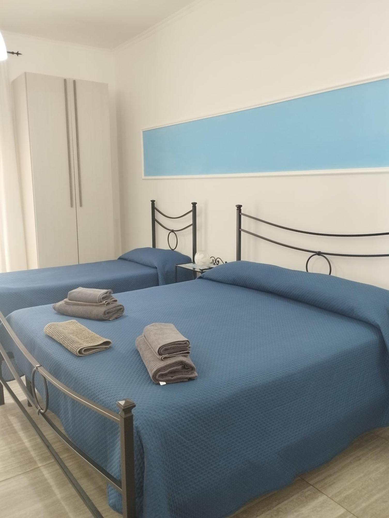 Dolcesosta B&B Marina Di Pulsano Habitación foto